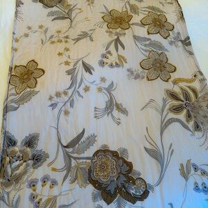 Splendid pure silk Armani scarf made in Italy